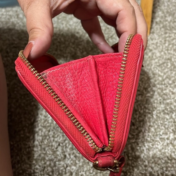 Tory Burch ‘Amanda’ Smartphone Wristlet ‘New Carnival’ - Picture 15 of 15